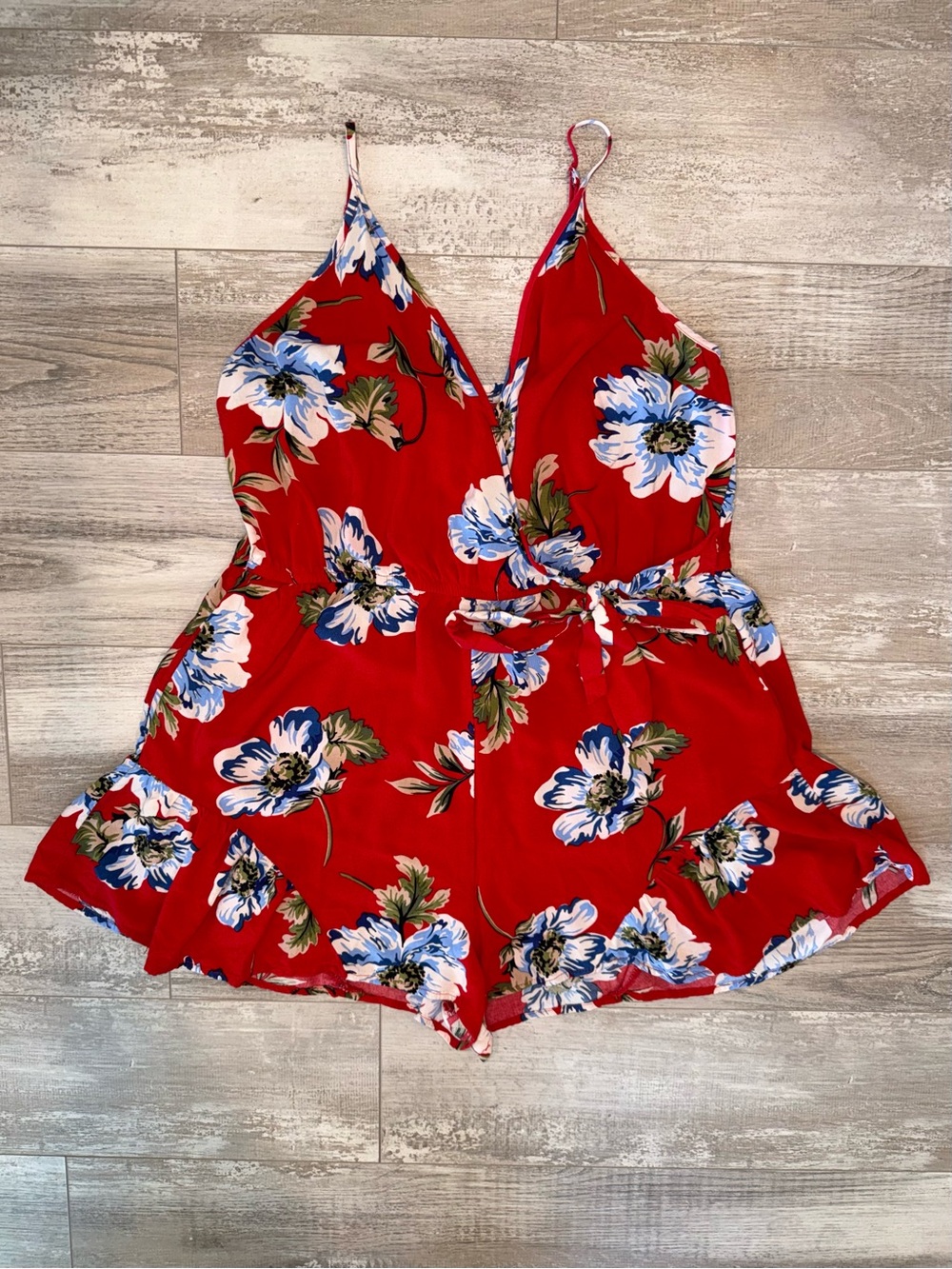 Xhilaration XL Red Floral Romper Women’s Sleeveless V-Neck Tie Waist Ruffle Hem - Picture 2 of 7